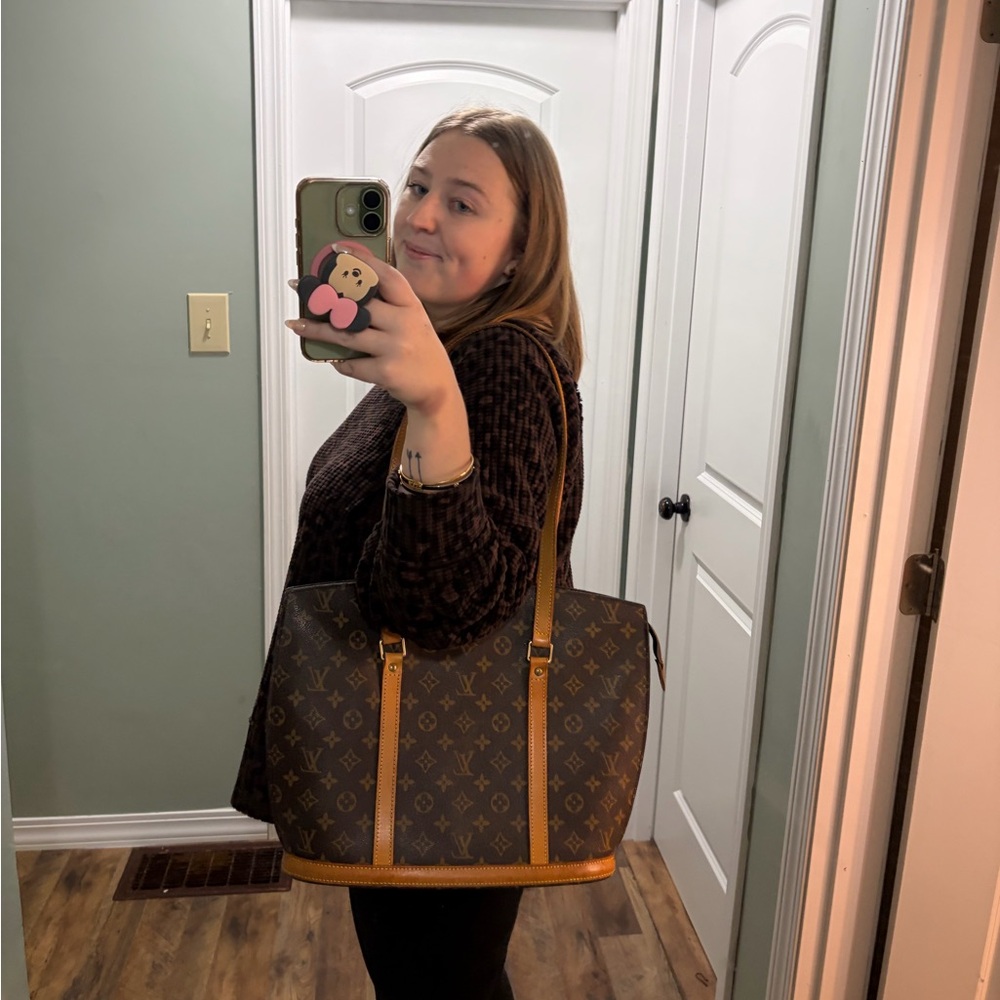 Louis Vuitton Babylone Tote Monogram - Picture 15 of 16